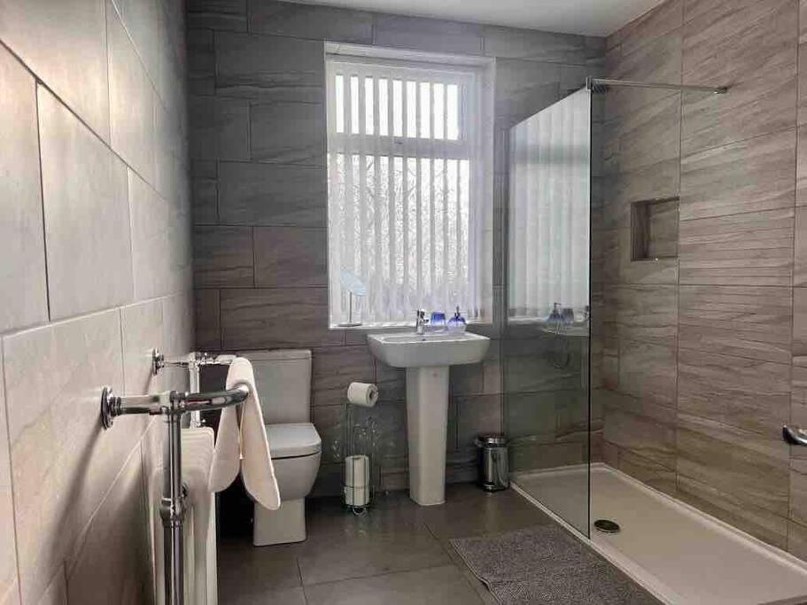 Holiday home Anfield Sleeps 5 Close To Lfc Free Parking *