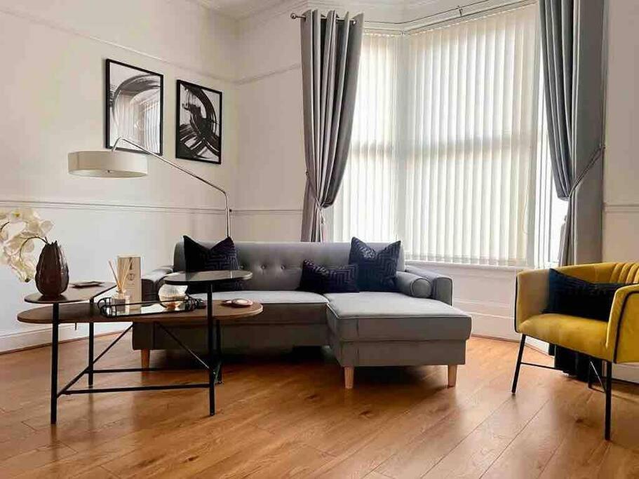 Holiday home Anfield Sleeps 5 Close To Lfc Free Parking